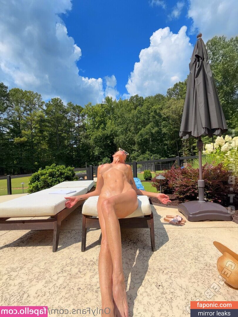 Tricia Helfer