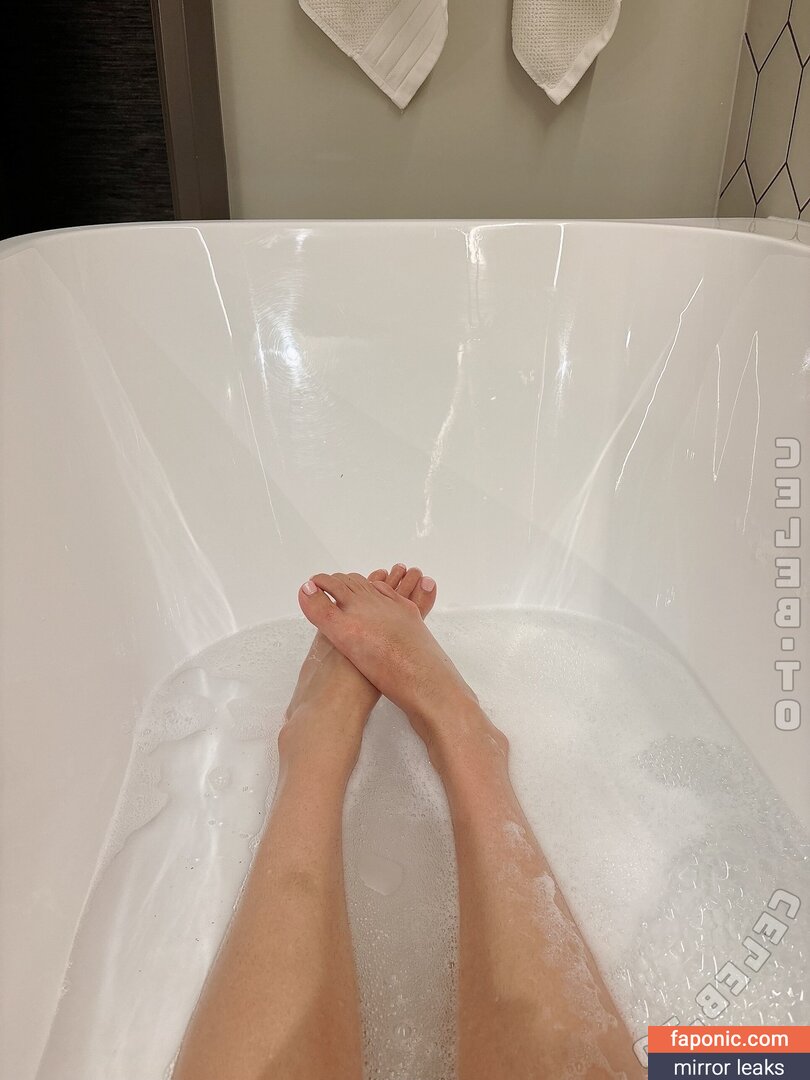 realboujeemom, the_boujeemommy, thegeminifairy Nude Leaks OnlyFans Photo #24