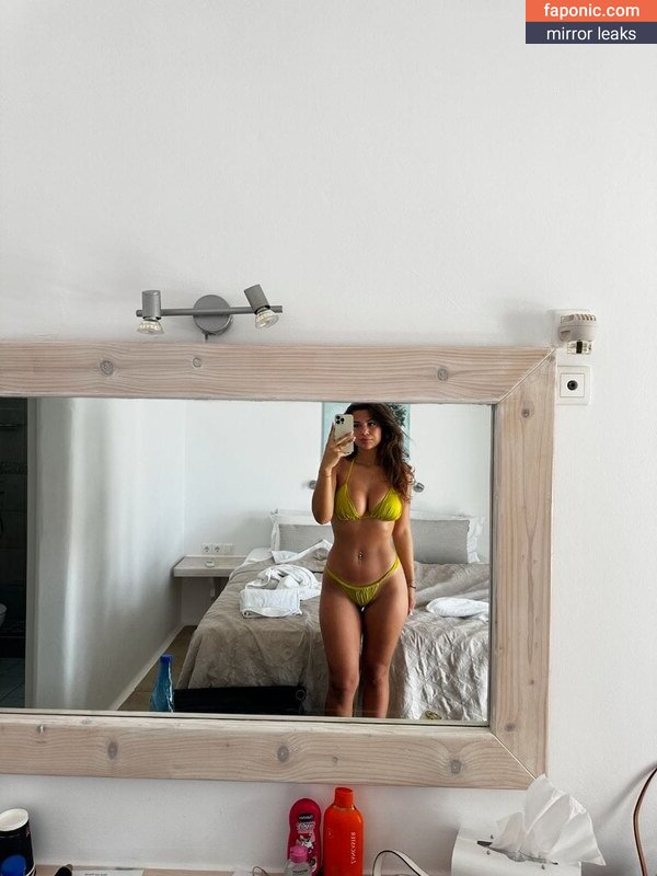 Xeniahelenaa