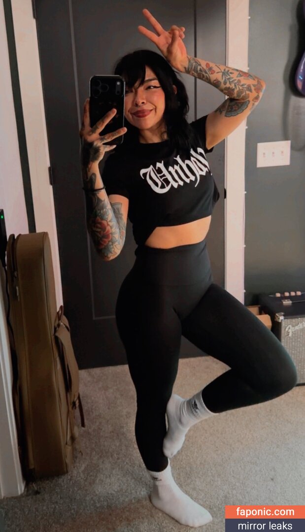 AileenSenpaiReacts