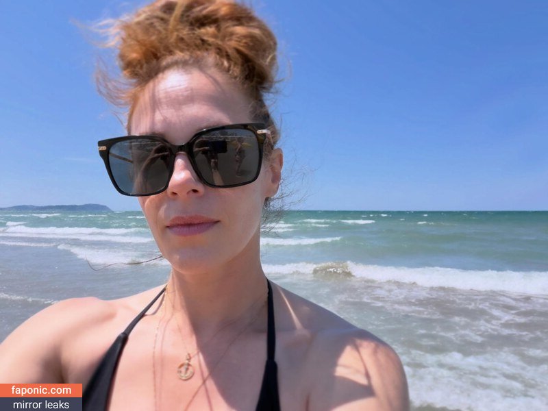 Amanda Righetti