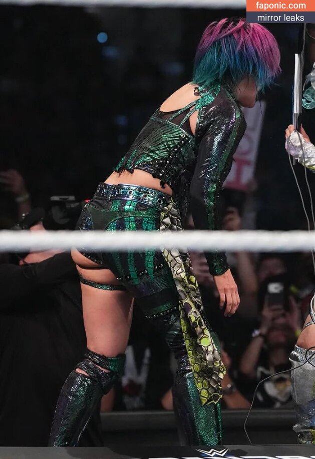 Asuka WWE