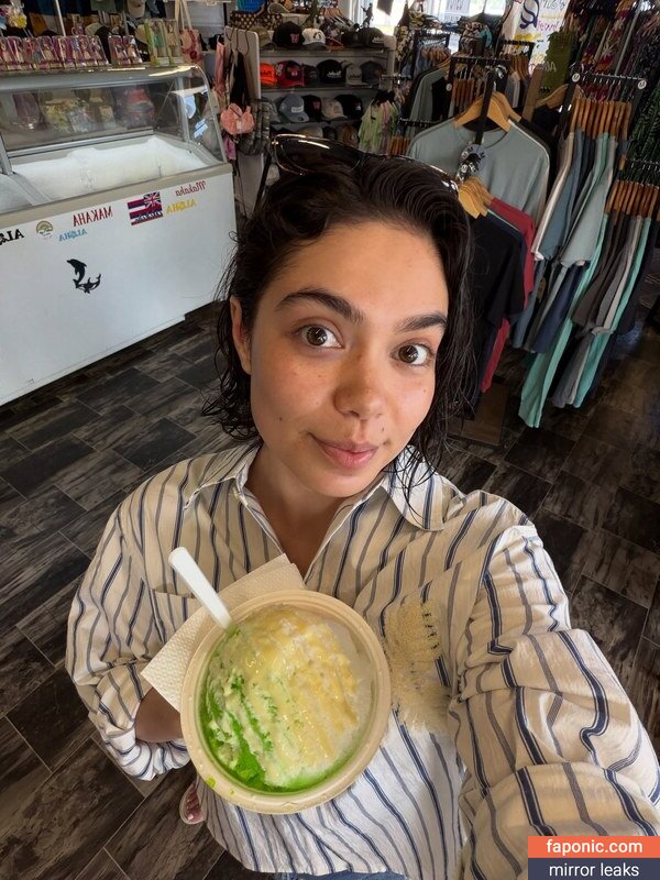 Aulii Cravalho