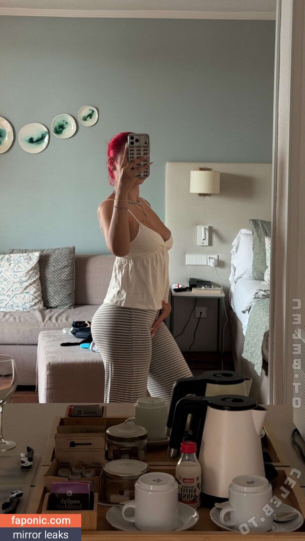 badmomzjay