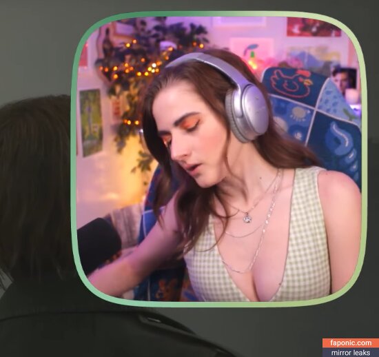 Caitlin Marie Reacts
