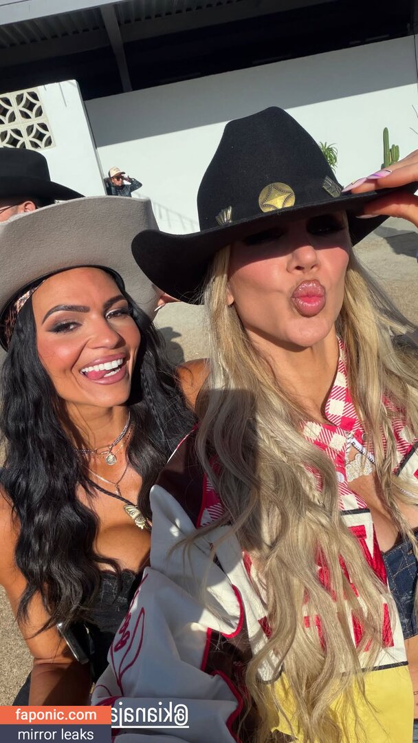 Charlotte Flair