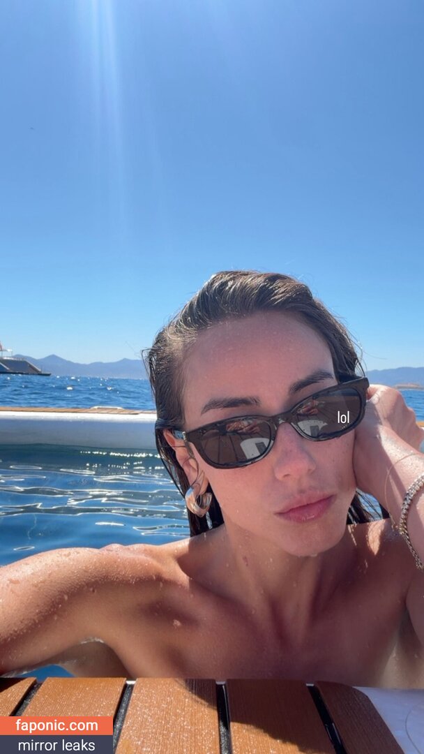 Chloe Bennet
