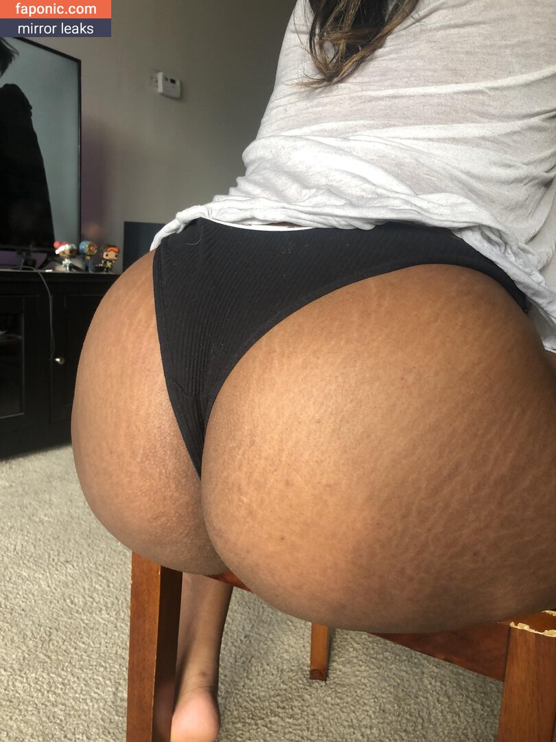 Curvymilftwinkletoes
