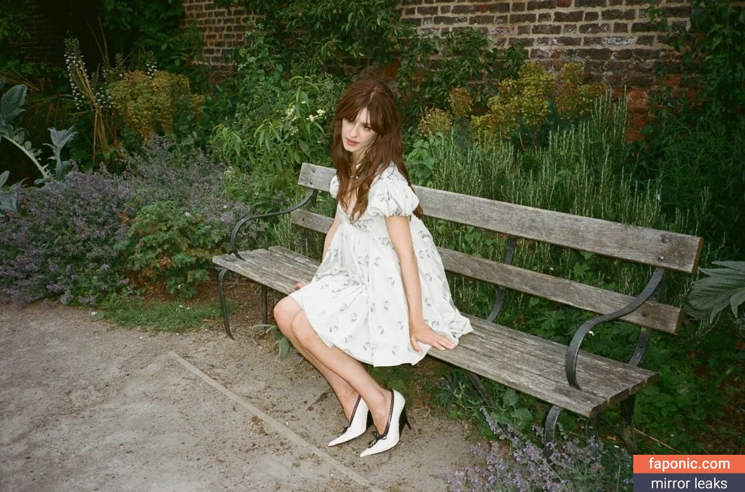 Daisy Edgar-Jones