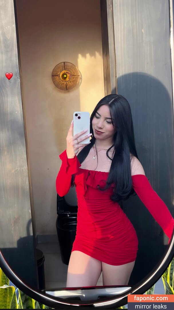 Daniela Vel&aacute;squez