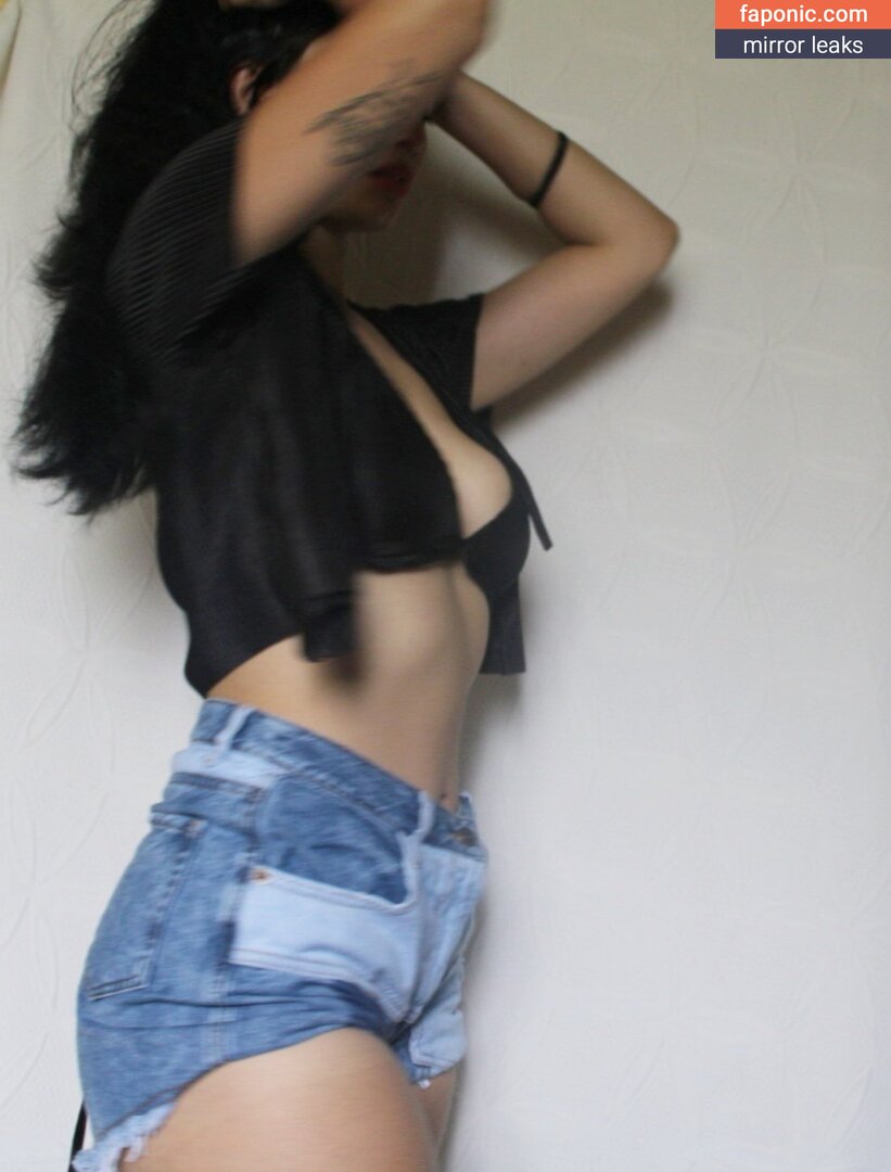 helldaughterofficial1