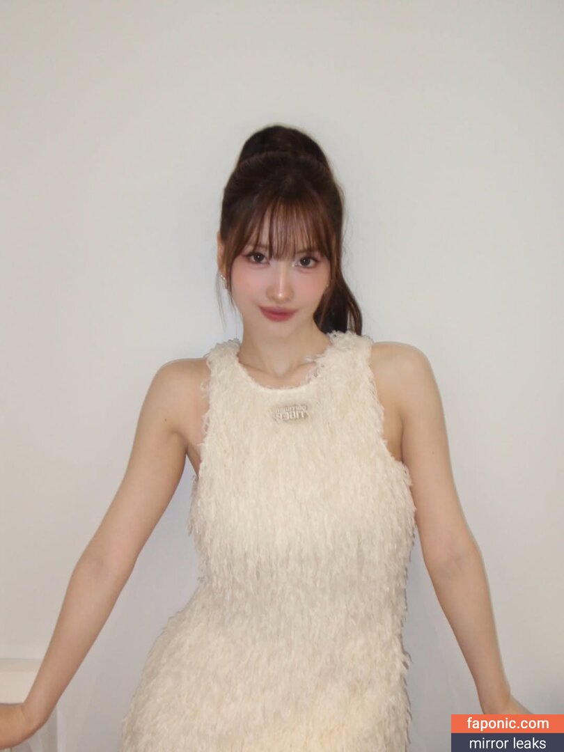 Hirai Momo