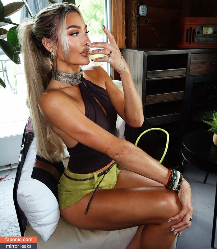 Izzi Dame
