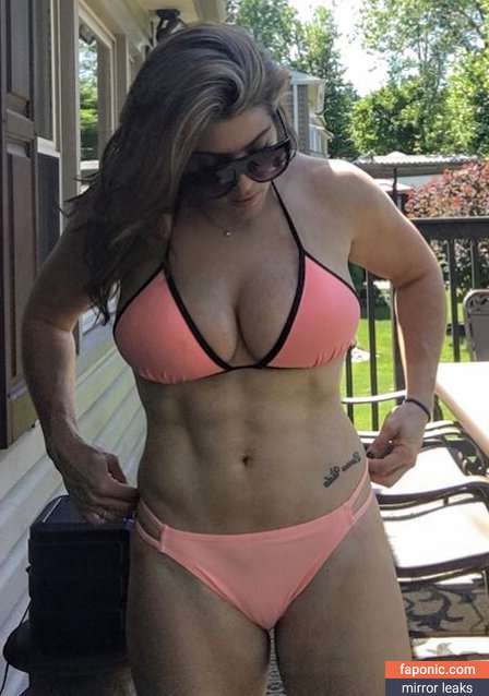 Joelle Elise