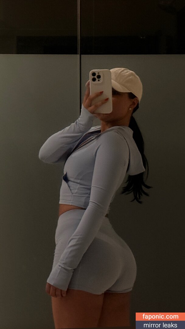 Julia Kelly