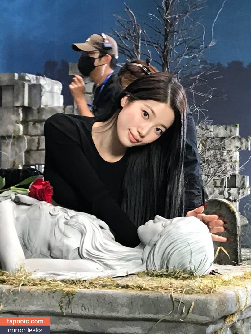 Kazuha Nakamura 中村 一葉