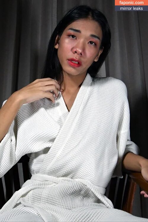 Ladyboy Gold