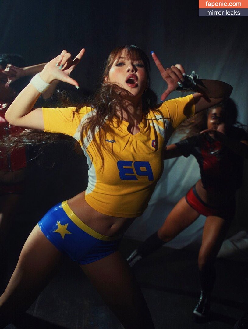 Lisa Blackpink
