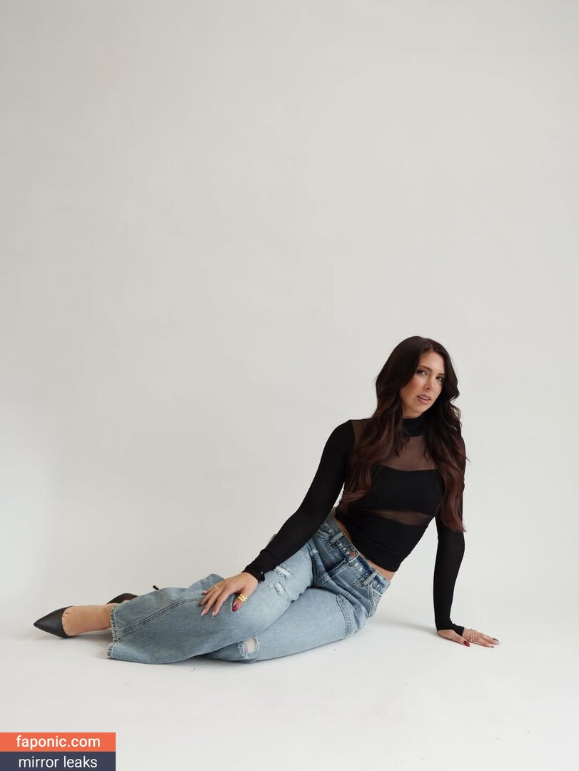 Madison Humphrey // madison_humphrey // madisonhumphre