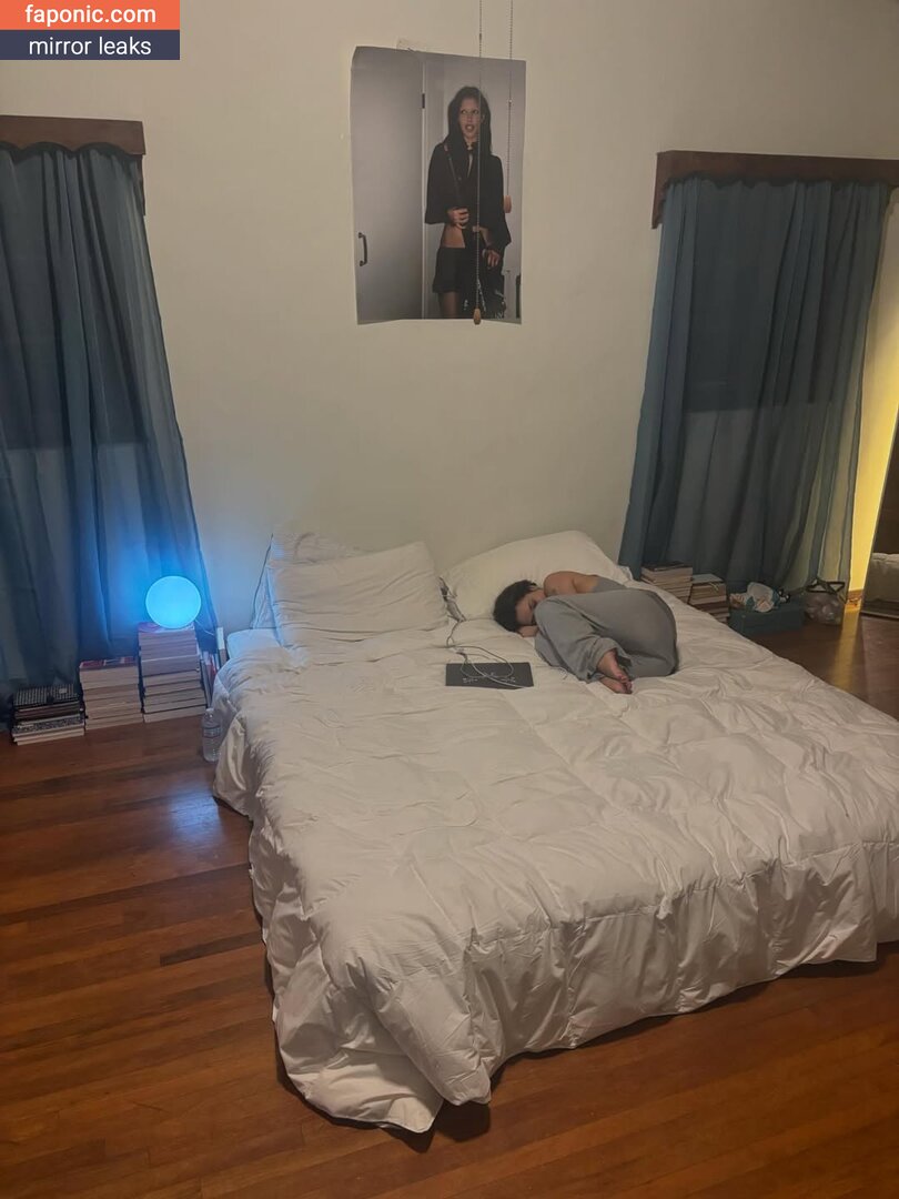 Mazzy Joya / mazzyjoya / petalspliff