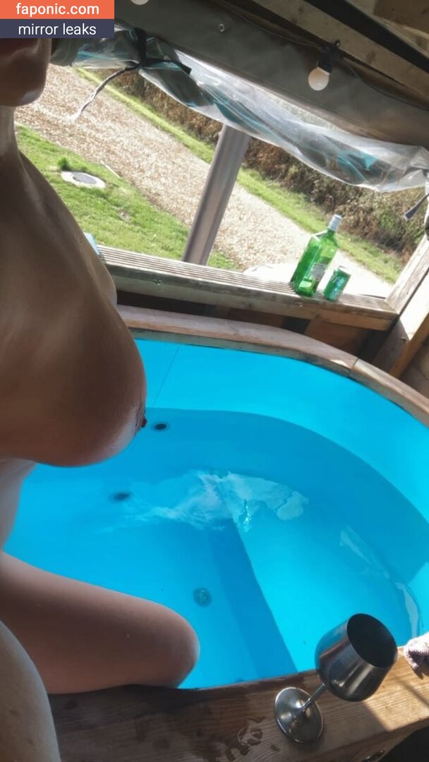 Mercedes Twitter Milf