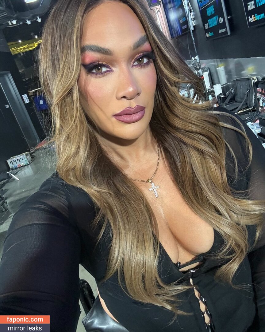 Nia Jax