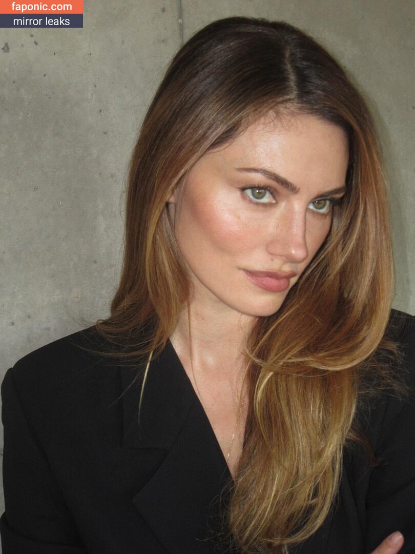 Phoebe Tonkin