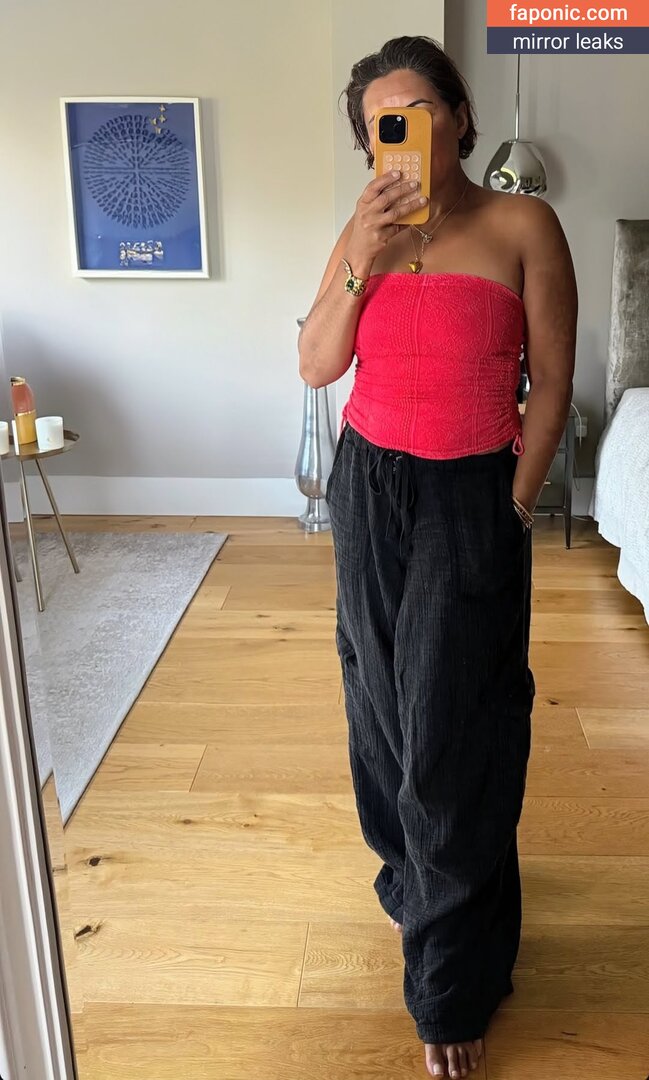Saira Khan