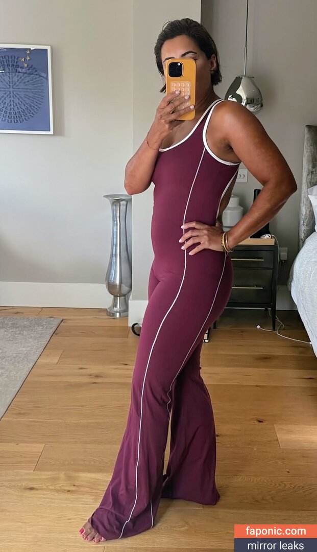 Saira Khan