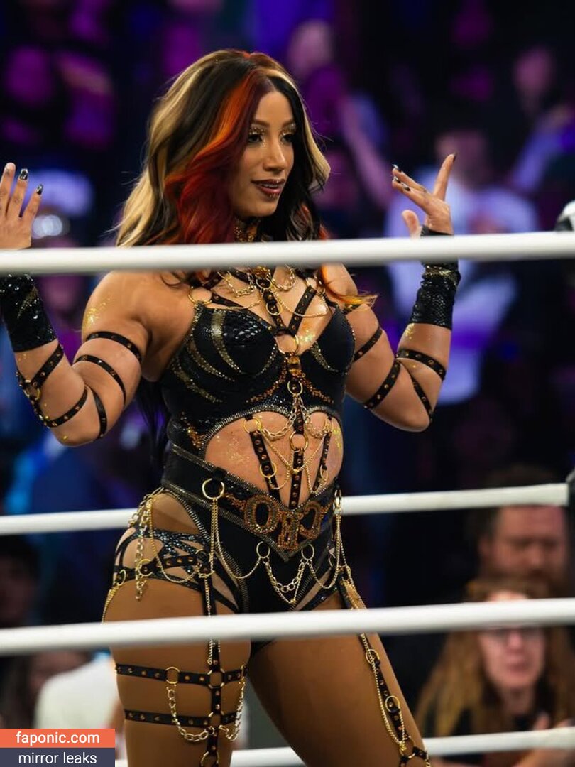 Sasha Banks