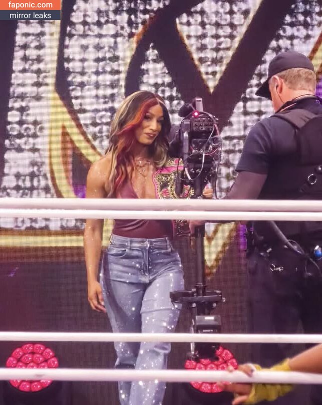 Sasha Banks