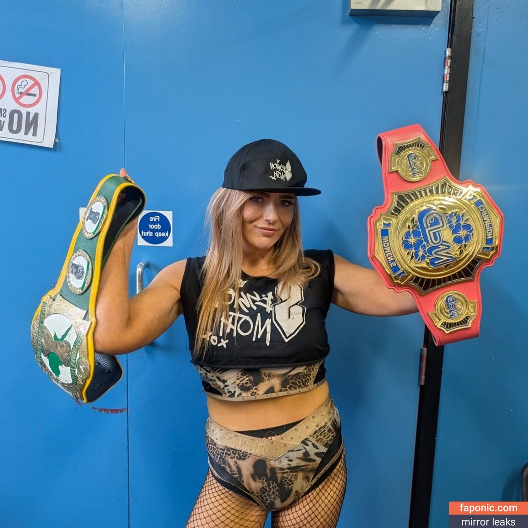 Session Moth Martina