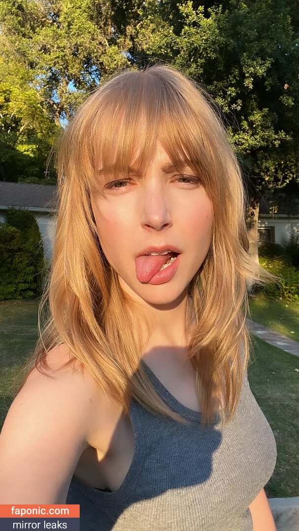 Stevie Wynne Levine