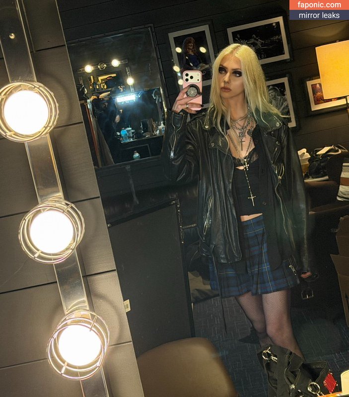Taylor Momsen