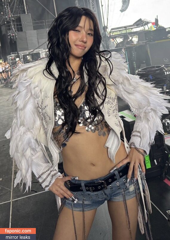 tiny.pretty.j