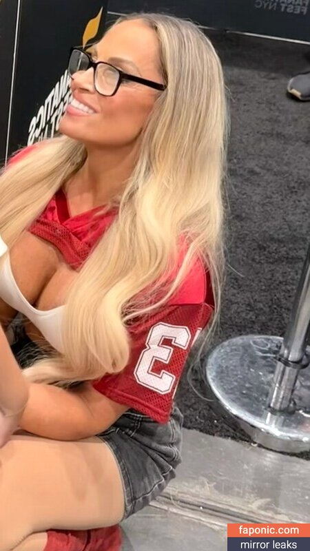 Trish Stratus